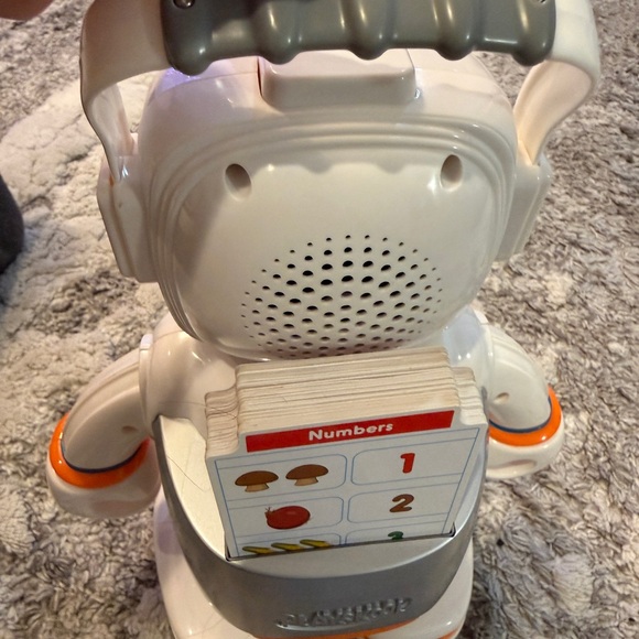 Alphie Interactive Learning Robot - Picture 6 of 6